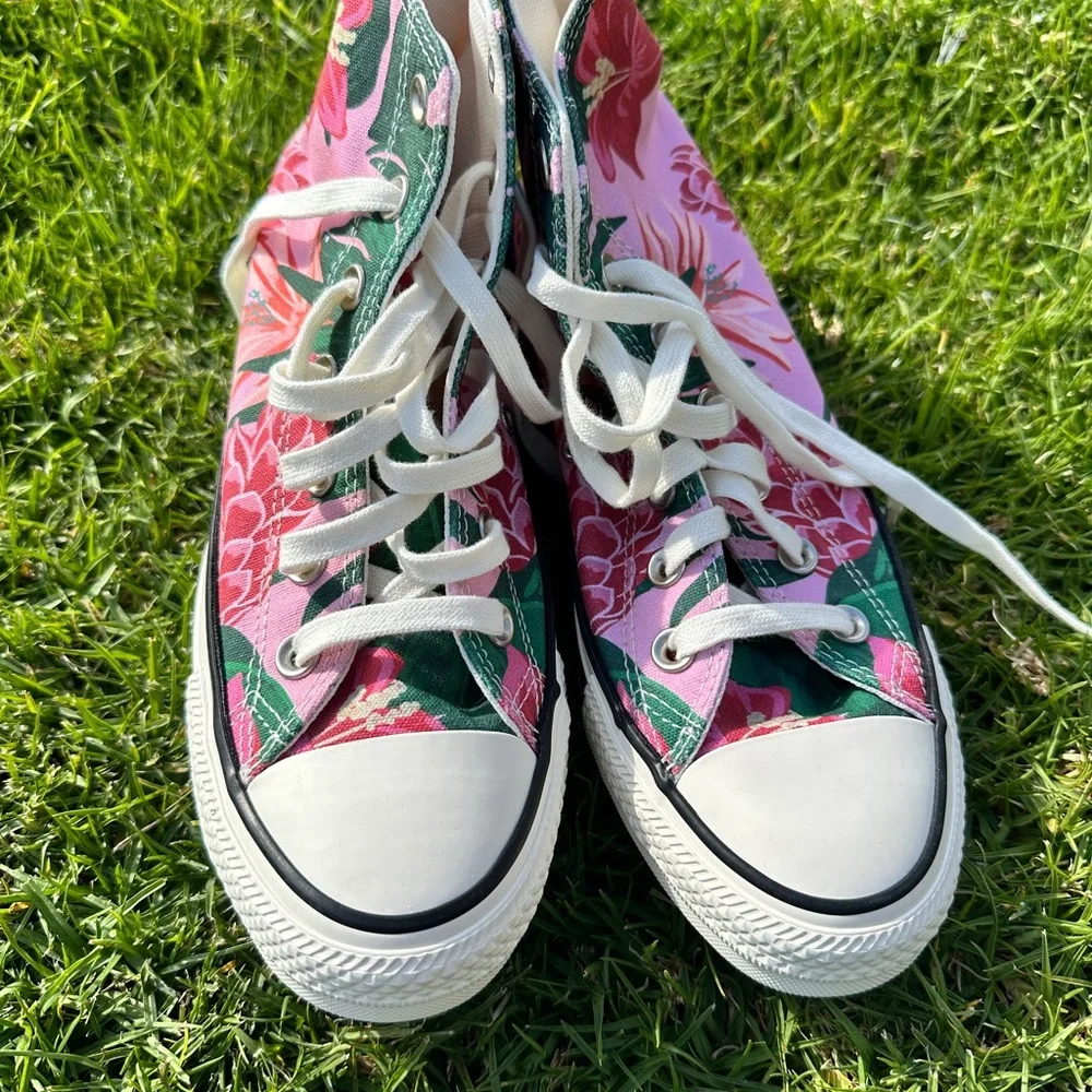 Converse Tropical Floral High-Tops - Picture 3 of 4
